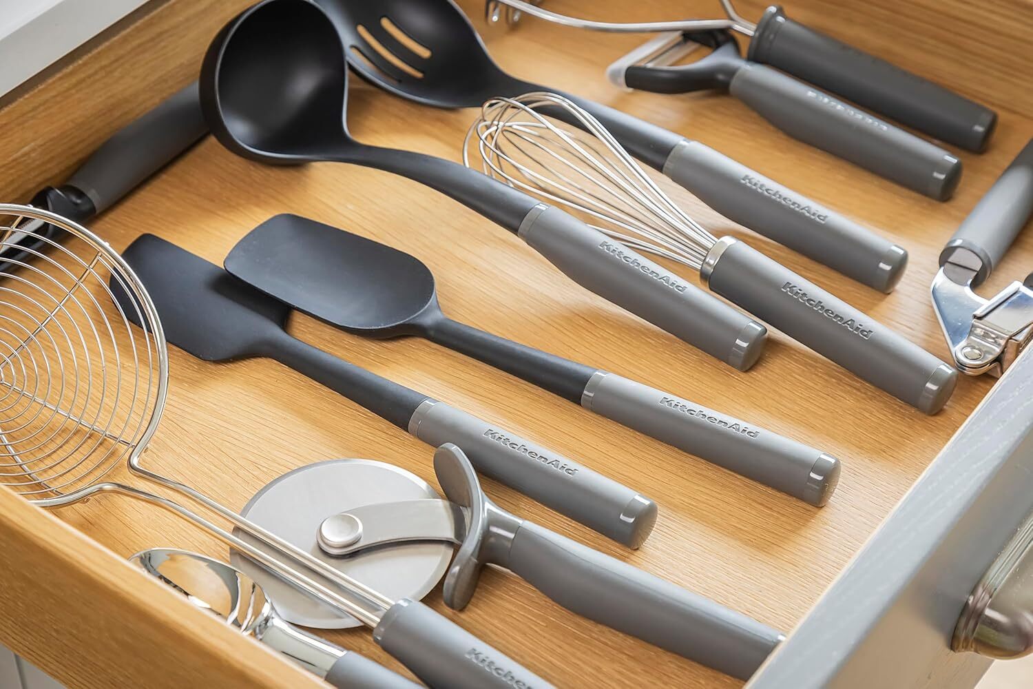KitchenAid drátěná naběračka, charcoal grey, KAS010OHCGG
