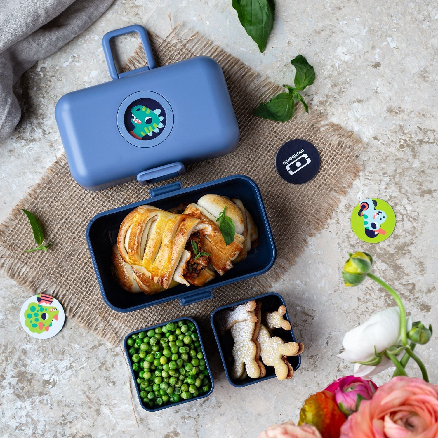 Monbento Tresor dětský svačinový box 0,8 l, blue infinity, 17010028