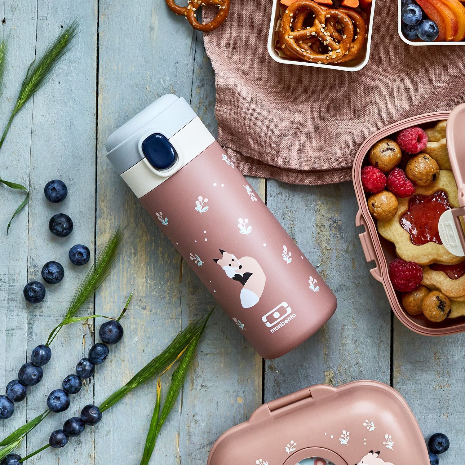 Monbento Pop dětská termoláhev na pití 360 ml, cinnamon fox, 36334081