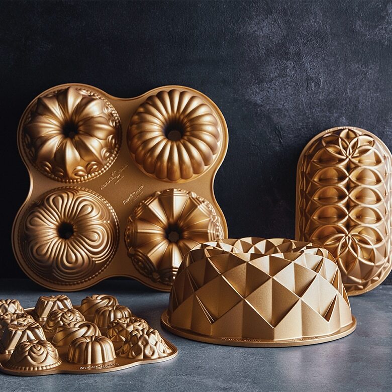 Nordic Ware bábovkový plát se 4 formičkami Quartet, 9 cup zlatá, 91377
