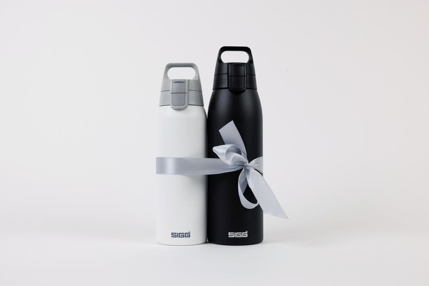 Sigg Shield Therm One nerezová termoláhev na pití 750 ml, white, 6053.20