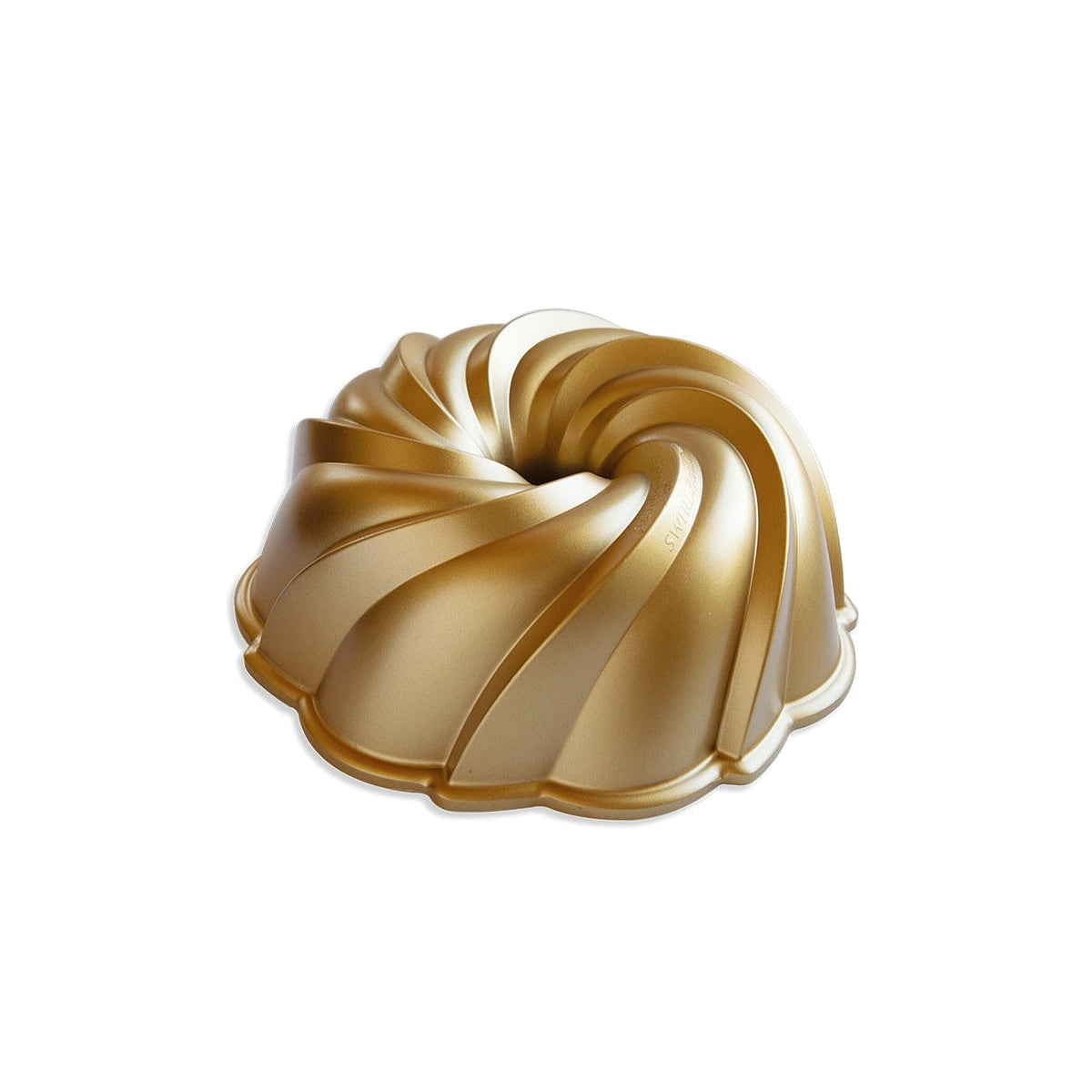 Nordic Ware forma na bábovku Swirl, 10 cup zlatá, 94077
