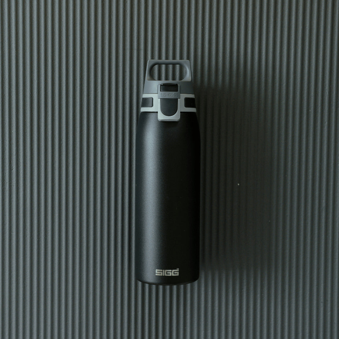 Sigg Shield One nerezová láhev na pití 750 ml, black, 8992.30